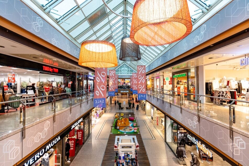 Am Samstagnachmittag hatte der Mann (25) einen Juwelier im Dessauer Rathaus-Center ausgeraubt. (Archivfoto)