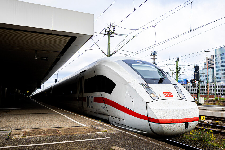 Die Züge zwischen Hannover und Nordrhein-Westfalen stehen still.