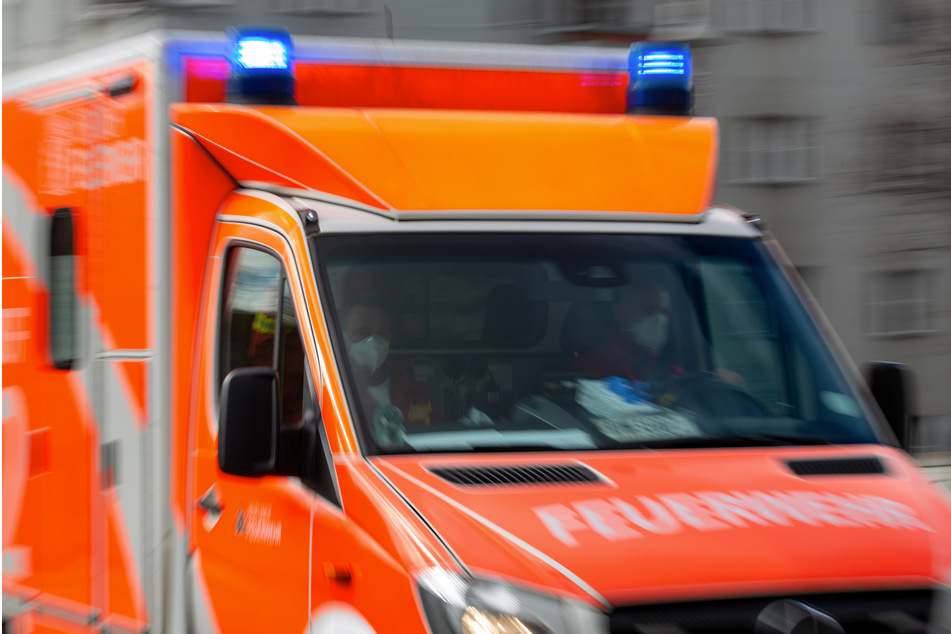 Unfall verhindert: Sieben Verletzte nach Vollbremsung eines Busses