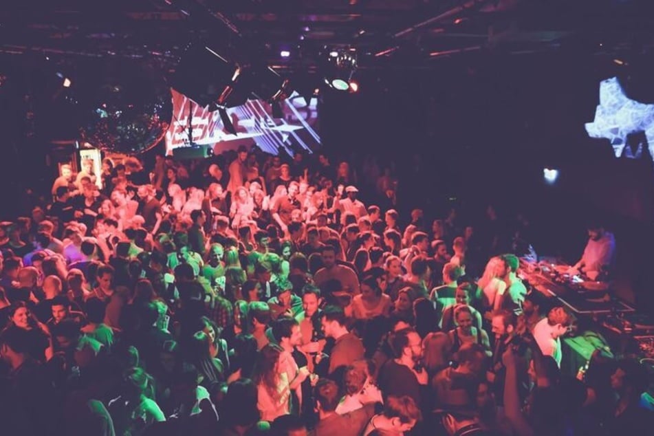 Mittanzgelegenheit: Die Halloween-Party im Stadtgarten.