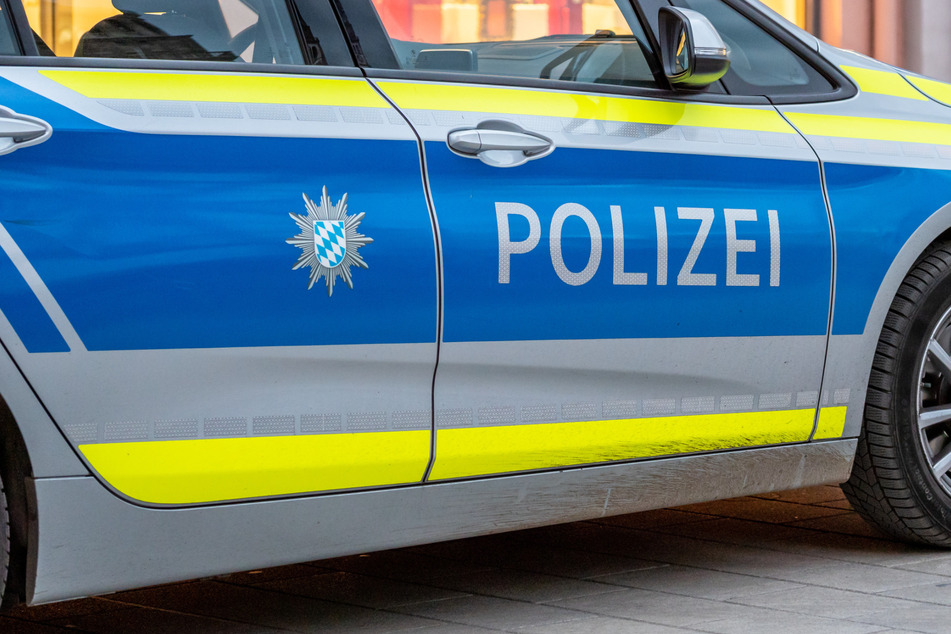 Kölner bei Karnevalsfeier durch unbekannten Schläger schwer verletzt: Polizei sucht Zeugen