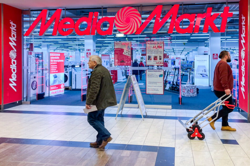 MediaMarkt Dresden - im ElbePark, Peschelstraße 39.