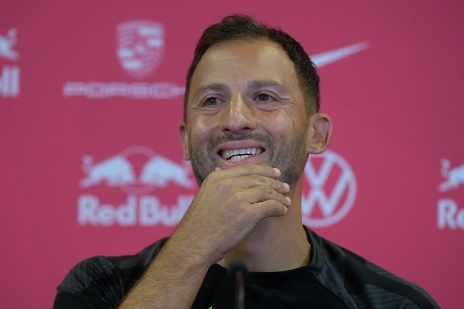 RB-Trainer Domenico Tedesco (36) hat aussortiert und an den passenden Ecken Geld ausgegeben. Mit seinem Team ist er nun zufrieden.