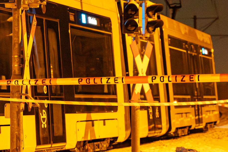 Straßenbahn erfasst Fußgänger: Schwerverletzter in Darmstadt