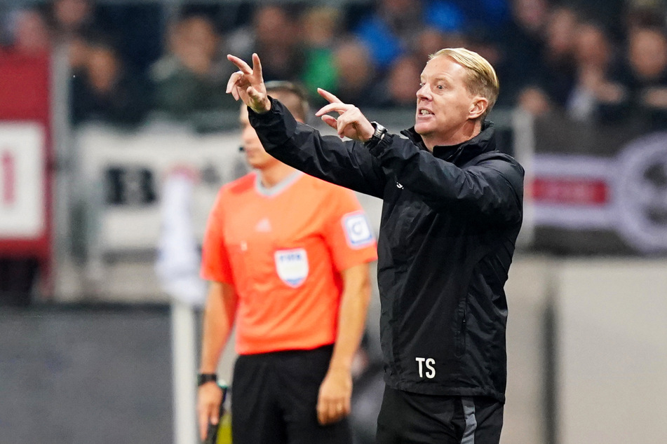 Timo Schultz (45) sieht einen klaren Mangel beim FC St. Pauli.
