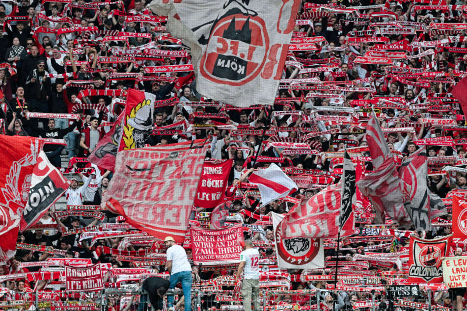 Zum Rheinderby zwischen dem 1. FC Köln und Borussia Mönchengladbach am Sonntag werden wieder Zehntausende Fans erwartet.