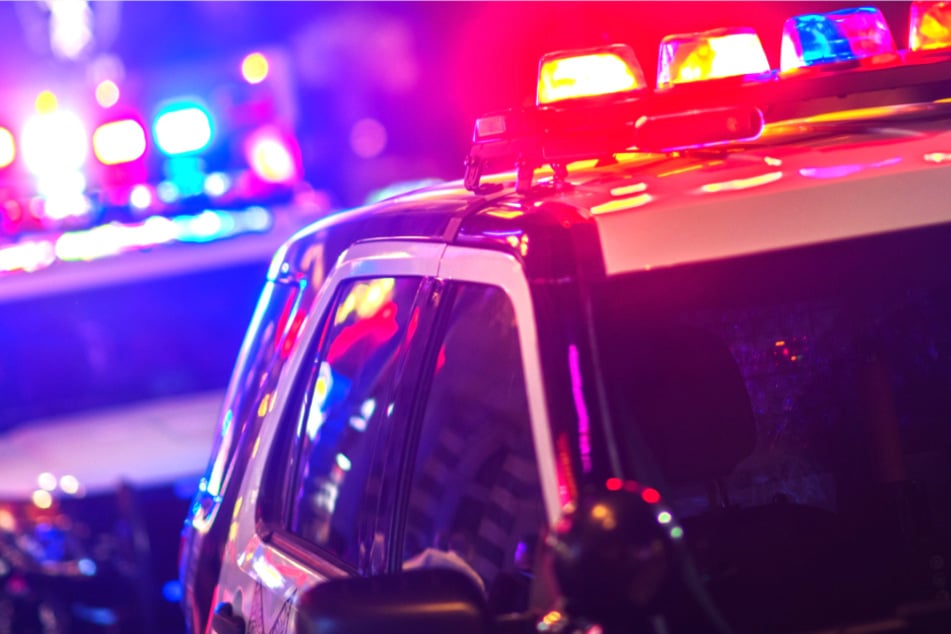 Messerattacke in Café: Zwei Tote, fünf Personen verletzt
