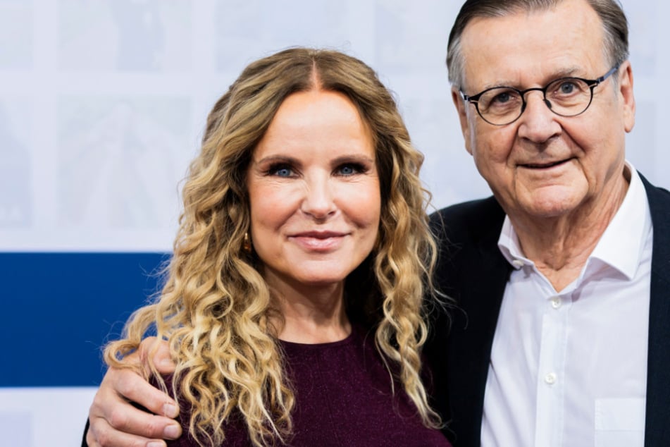 Gestrandet in Italien: Katja Burkard entfacht Ehestreit, mitten auf der Autobahn