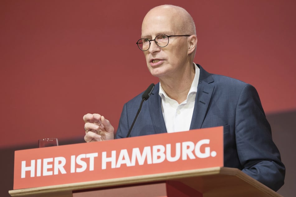 Bürgermeister Peter Tschentscher (58, SPD ) tritt bei der Bürgerschaftswahl 2025 erneut an.