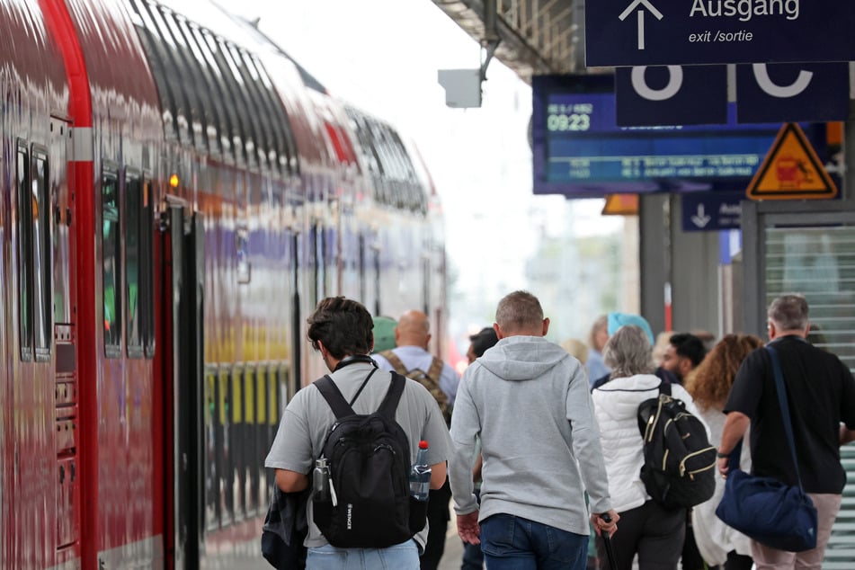 Die Bauarbeiten auf der Strecke zwischen Hamburg und Berlin sind zunächst abgeschlossen.