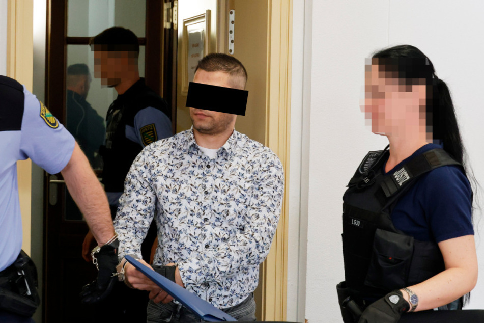 Der Slowake Erik J. (29) steht seit dem heutigen Montag wegen Totschlags vor dem Chemnitzer Landgericht.