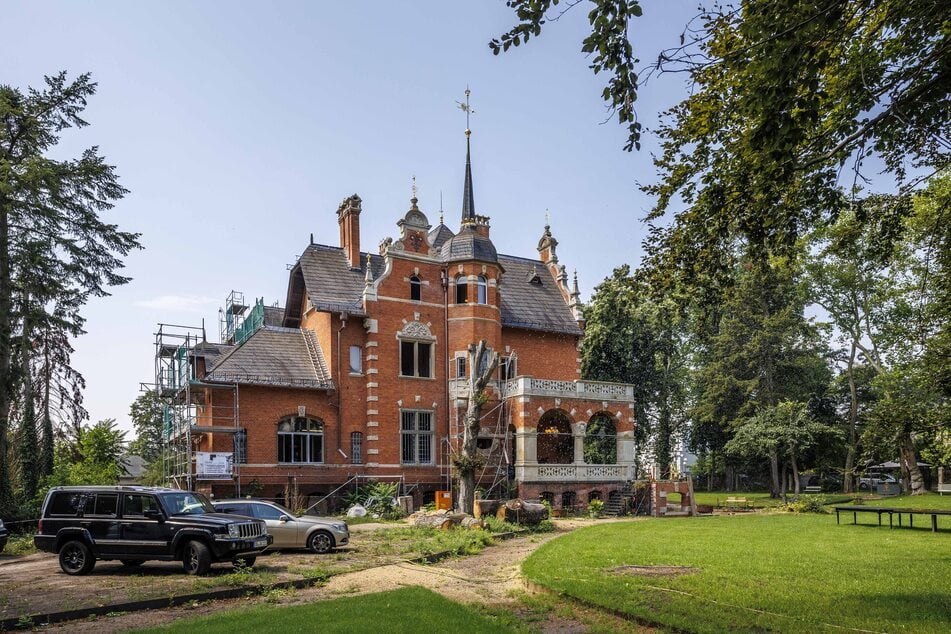 Im über 9000 qm großen Park der Villa Kolbe findet das "Sommer Open-Air" statt.