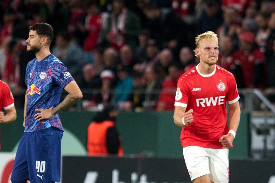 DFB-Pokal live: Abwehr-Patzer lässt Hafenstraße eskalieren! RB Leipzig liegt früh hinten