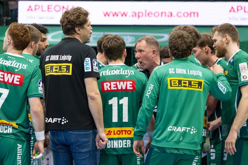 Leipzigs Trainer Frank Carstens (54) fand klare Worte für die Performance seiner Mannschaft, doch versprach: "Wir werden wieder aufstehen." (Archivfoto)