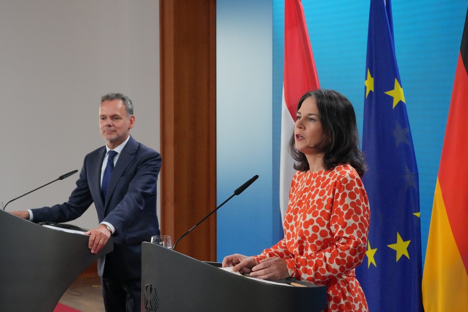 Außenministerin Annalena Baerbock (43, Grüne) und Caspar Veldkamp (60), Außenminister der Niederlande, trafen sich in Berlin.