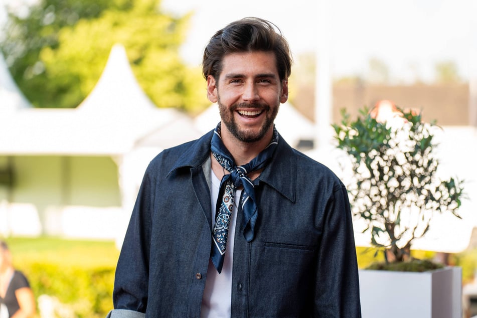 Meist ein Lächeln im Gesicht: Álvaro Soler (35) jenseits der Showbühne.