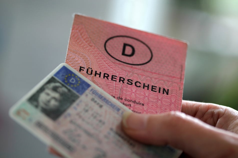 Das Beantragen von Führerschein und anderen Papieren wird in Leipzig aktuell durch die Pandemielage erschwert. TAG24 erklärt Euch, was Ihr bei wichtigen Anliegen tun könnt. (Archivbild)