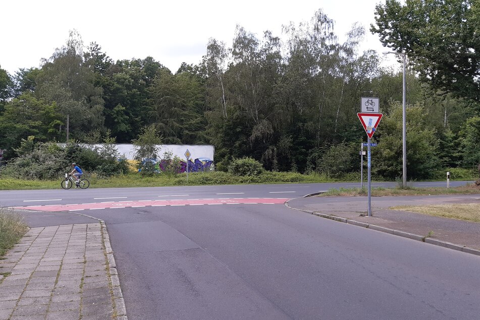 An der Ecke Höltystraße/Chemnitzer Straße kam es am Mittwoch zu einem Zusammenstoß.
