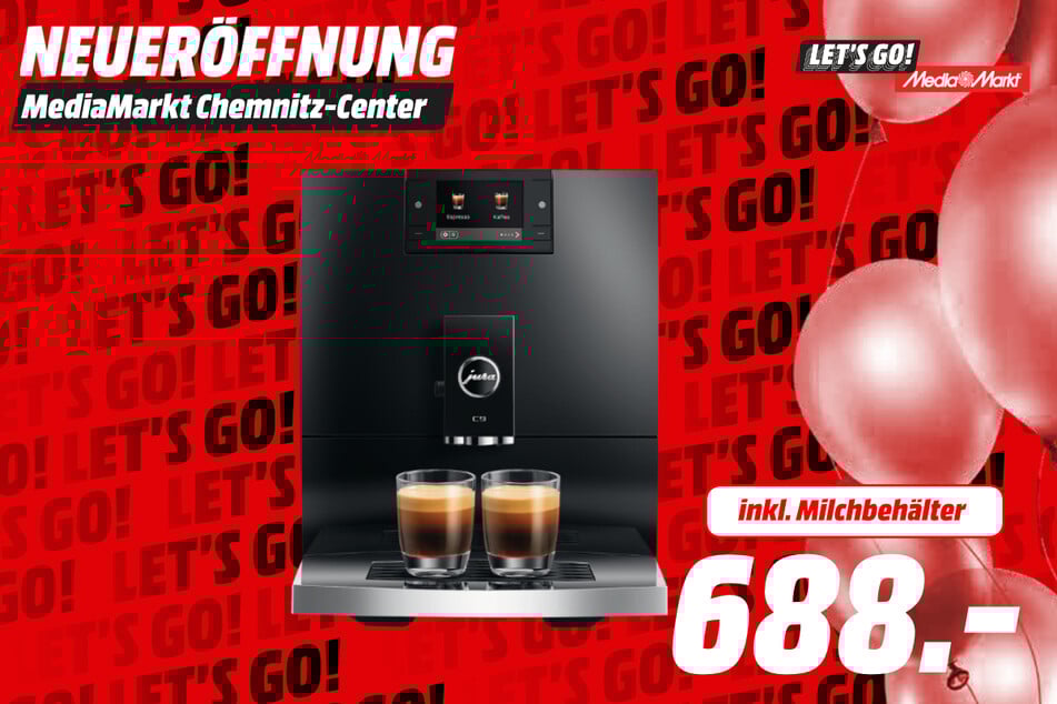 Jura-Kaffeevollautomat C9 (EA) (inkl. Milchbehälter) für 688 Euro.