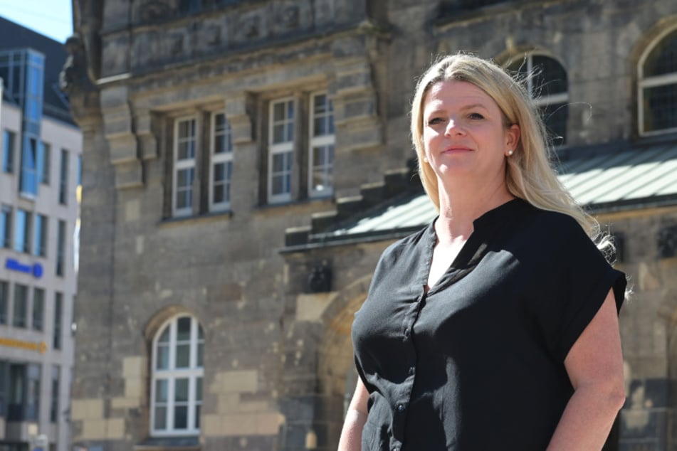 Susanne Schaper (42, Linke) will am Donnerstag bekanntgeben, ob sie im zweiten Wahlgang zur Chemnitzer Oberbürgermeisterwahl antritt. Eigentlich war die Bekanntgabe für Mittwoch geplant.