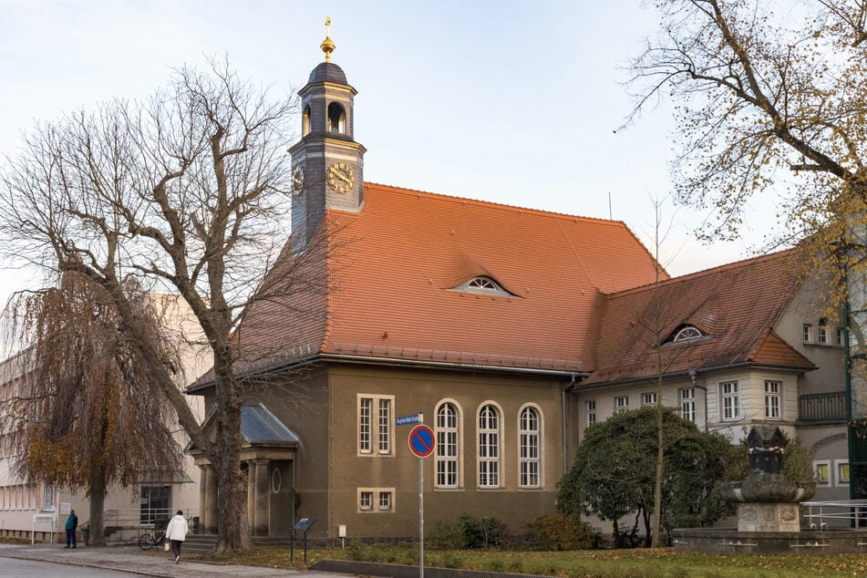 Die Hospitalkirche in Pirna hat eine neue Bestimmung gefunden. Sie wird jetzt als Kletterkirche genutzt.