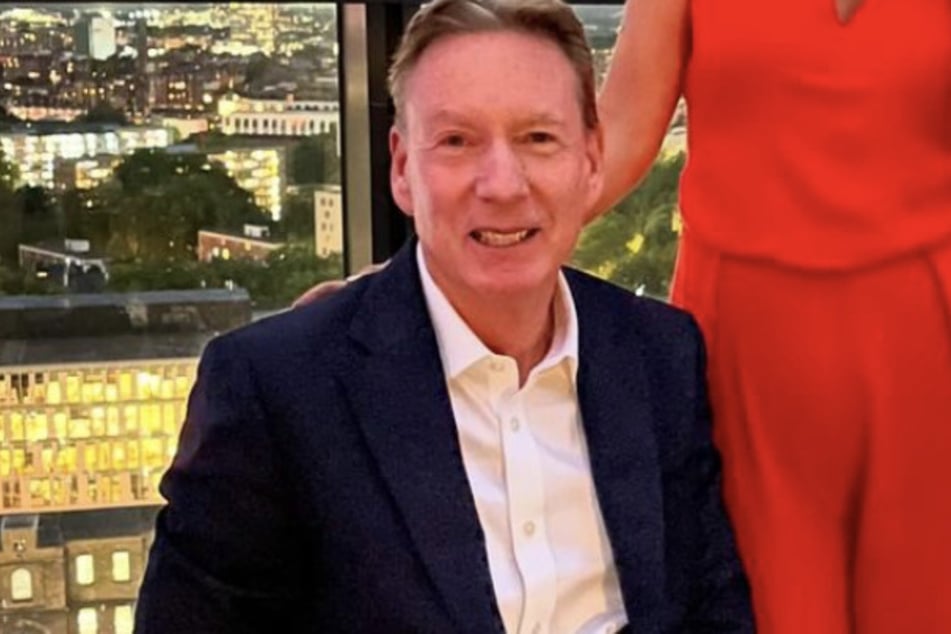 Frank Gardner (63) sagte, die Schuld liege bei der Fluggesellschaft, nicht beim Kabinenpersonal.