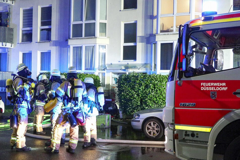 Rund 50 Einsatzkräfte waren bei dem Brand vor Ort.