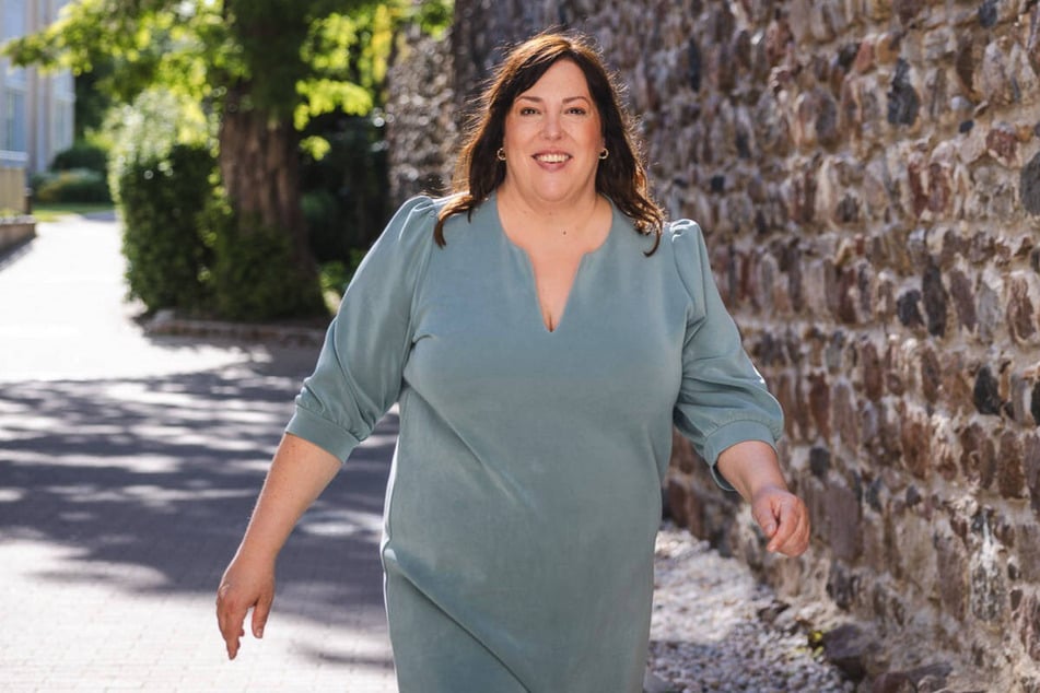 Annette Binder (45, parteilos) hat die Stichwahl um das Bürgermeisteramt von Strausberg deutlich für sich entschieden.