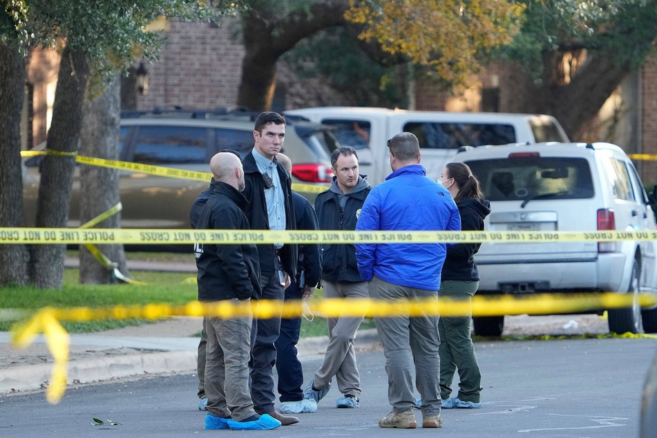 A gunman who is suspected to have killed at least six people in a shooting spree in Austin and the San Antonio area has been caught.