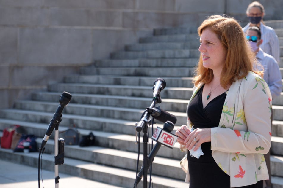 Nebraska state senator making history with weeks-long filibuster for trans rights
