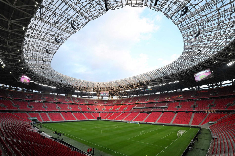 Rund 67.000 Fans werden in der Budapester Puskas-Arena das Champions-League-Finale zwischen Paris Saint-Germain und dem FC Arsenal verfolgen, müssen sich aber auf eine frühere Anstoßzeit als üblich einstellen.