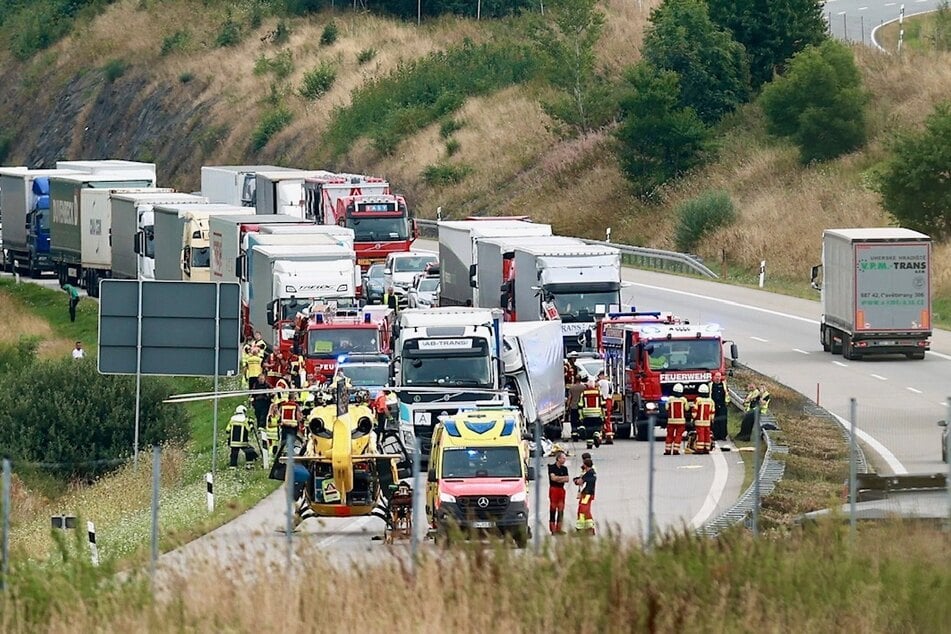 Infolge des Unfalls staute es sich auf der A17 in Richtung Dresden.