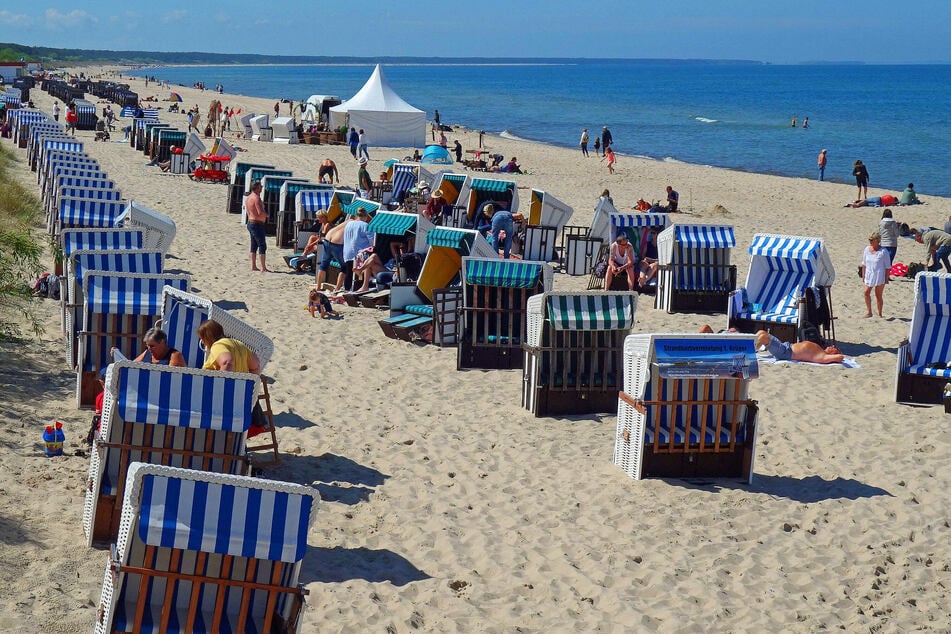 Auch die Strände in Zinnowitz füllen sich langsam wieder. Ab nächster Woche können auch die FCE-Profis ihren Urlaub genießen.