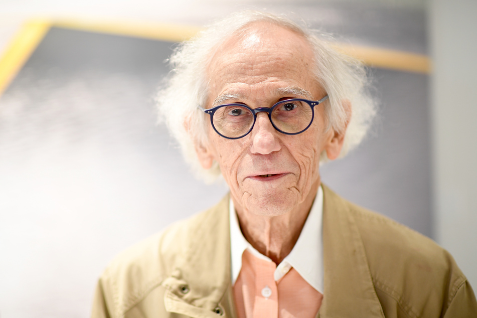 Verhüllungskünstler Christo (hier in Berlin 2019) ist gestorben.