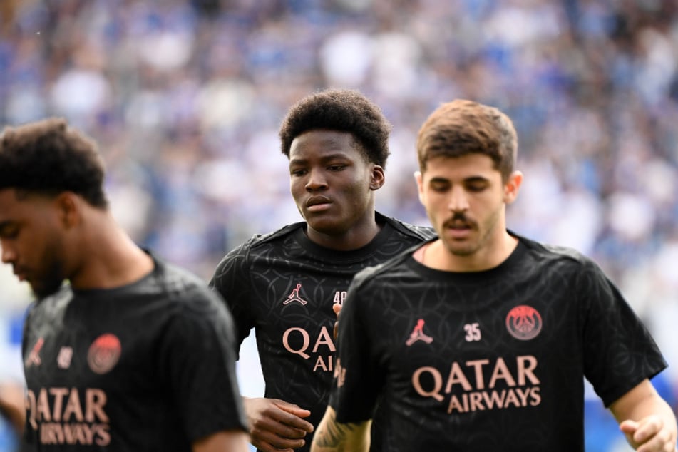 Innenverteidiger Axel Tape (17, M.) wechselt zur neuen Saison nach Leverkusen.