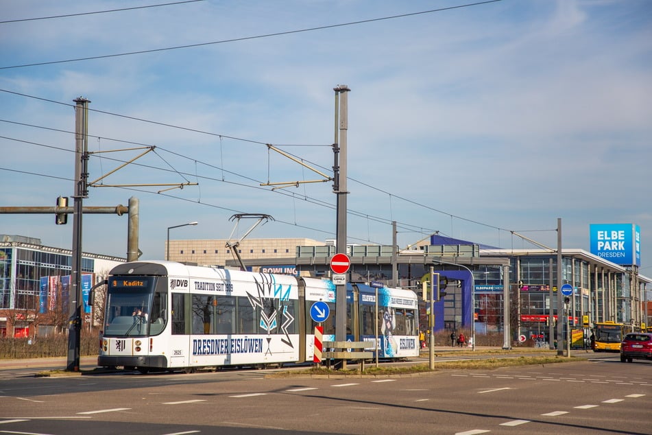 An der Haltestelle "Elbepark" werden an zwei Oktober-Wochenenden Ersatzbusse für die Linien 9 und 13 verkehren.
