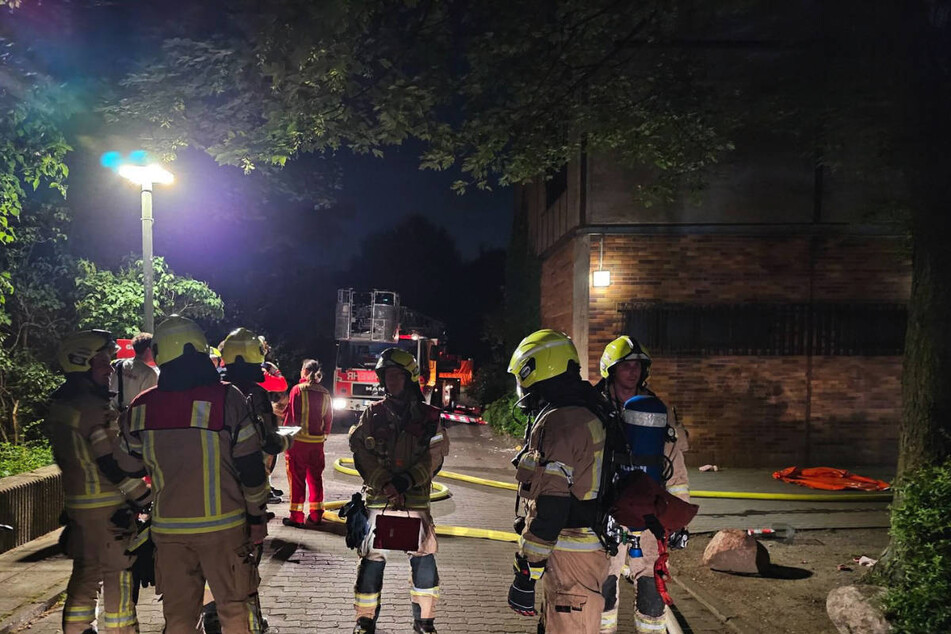 Bei dem Brand in Prenzlauer Berg ist ein Mensch verletzt worden.