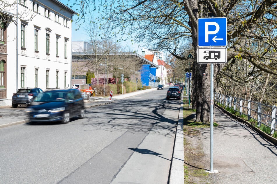Auch auf der Fabrikstraße können Wohnmobile lediglich parken.