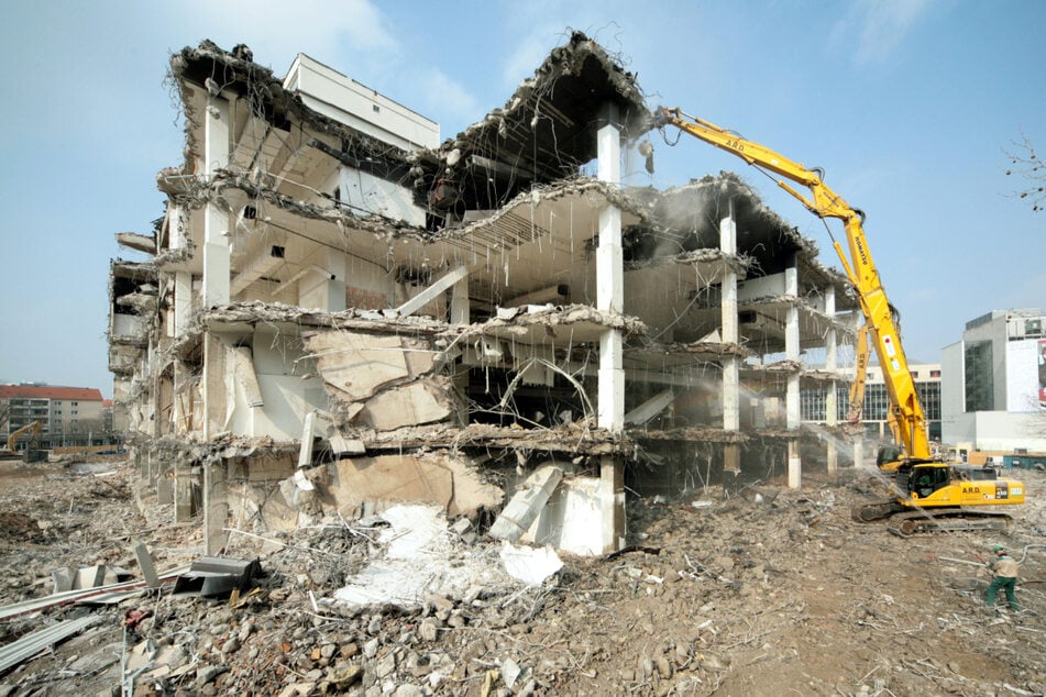 2007 wurde das Centrum-Warenhaus abgerissen und anschließend die Centrum-Galerie gebaut.