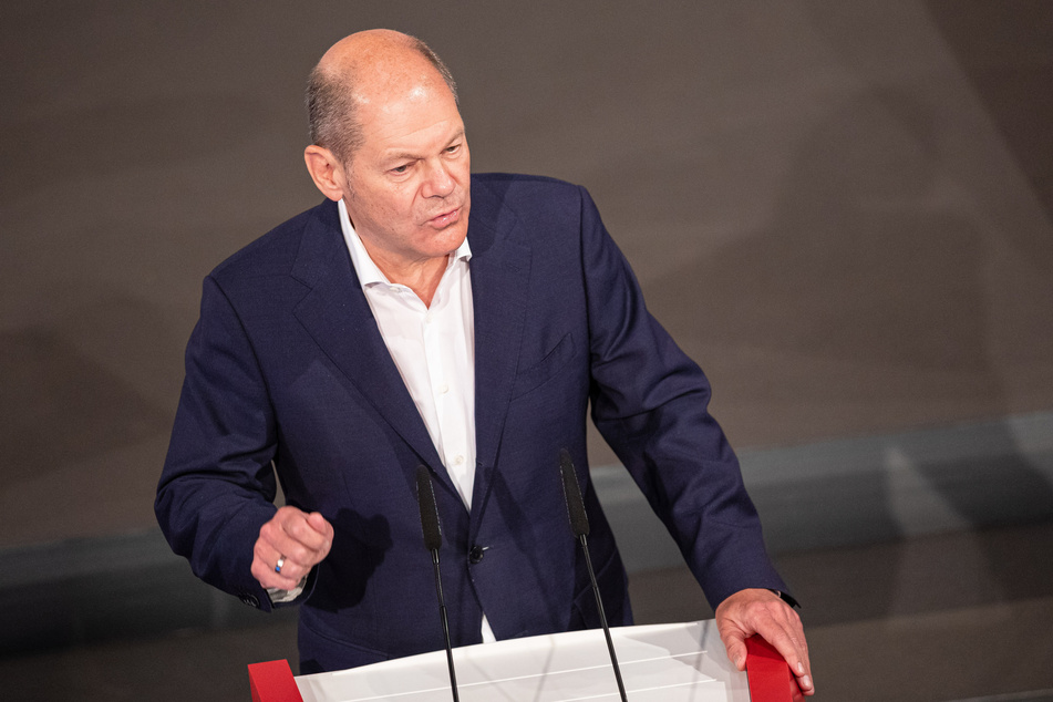 Olaf Scholz (SPD), Bundesminister der Finanzen, hält eine Rede auf dem Online-Landesparteitag der SPD Niedersachsen.