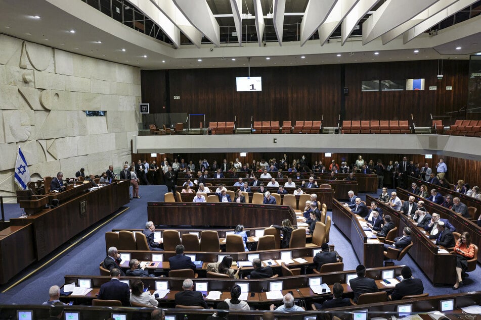Nahost-Konflikt: Israels Parlament billigt eigene Auflösung