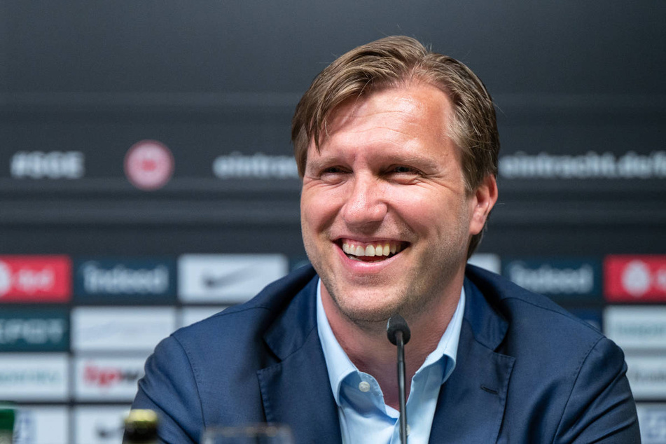 Sportvorstand Markus Krösche (43) will in der kommenden Transferperiode einige der mit Randal Kolo Muani eingenommenen Millionen in neue Spieler reinvestieren.
