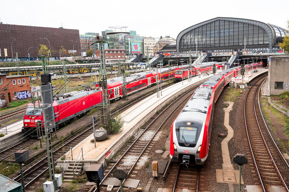 Vom Hamburger Hauptbahnhof aus geht es in Städte in ganz Deutschland. Ab dem 1. Mai sind die bundesweiten Ziele zum einheitlichen Preis im Nahverkehr erreichbar.