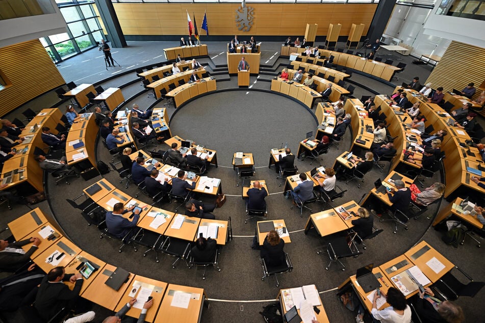 Der Landtag wurde für einige Minuten unterbrochen. (Archivbild)