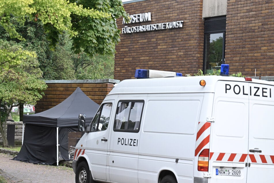 Die Kölner Polizei sicherte vor Ort Spuren.