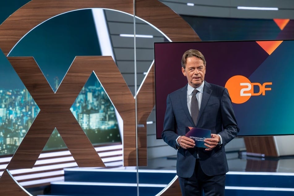 Moderator Rudi Cerne (67) sucht bei "Aktenzeichen XY... Vermisst" nach vermissten Menschen jeden Alters.