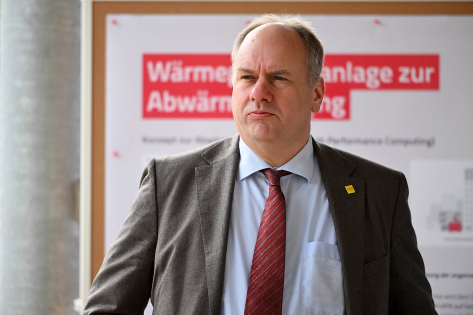 OB Dirk Hilbert (54, FDP) empfiehlt dem Rat, den Widerspruch abzulehnen.