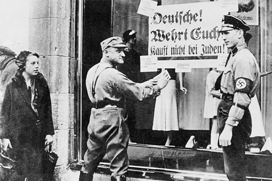 Dresden: In Gedenken an die Pogromnacht: Kretschmer und Hilbert legen heute Kränze nieder
