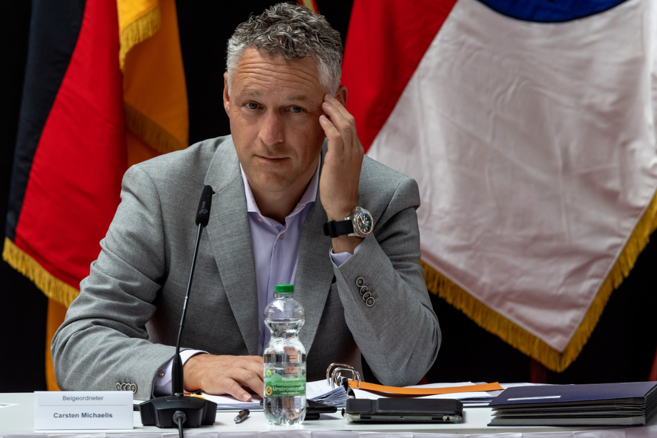 Carsten Michaelis (49, CDU) steht zwar als Landrat für den Kreis Zwickau fest, darf sein Amt aber noch nicht antreten.