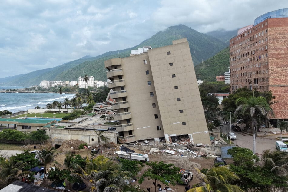 Luftaufnahme eines Wohngebäudes in Caraballeda im Bundesstaat La Guaira.